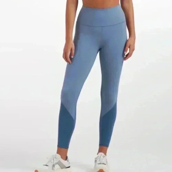 Vuori Cb Studio High Rise Legging In Cloud medium - Picture 1 of 11